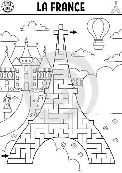 Black and white maze for kids with Eiffel Tower. French preschool printable line activity for children with main Paris landmark.