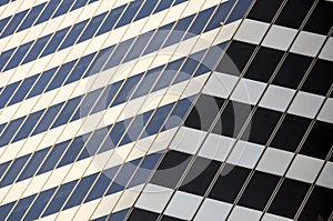 Black and white pattern made by the lines and windows from the facade of a building in San Francisco