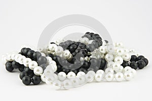 Black & white pearls