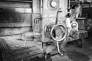 Black and white photo of drilling machine