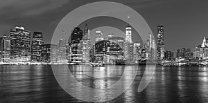 Black and white picture of Manhattan at night, USA