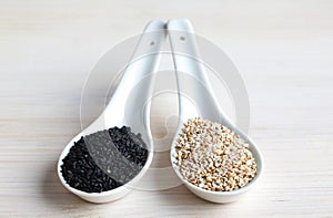 Black and white sesame seeds