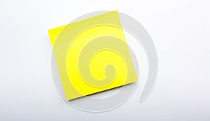 Blank yellow sticky note