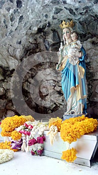 Blessed Virgin Mary statue