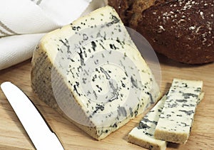 Bleu des Causses, a French Cheese produced from Cow`s Milk in Aveyron