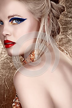 Blond woman with dark eyeshadow