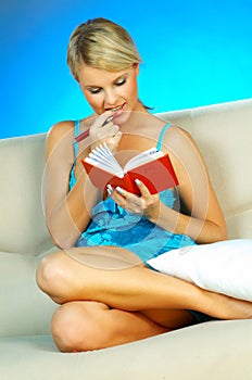 Blonde woman with datebook