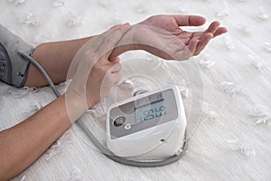 Blood pressure gauge show hypotension