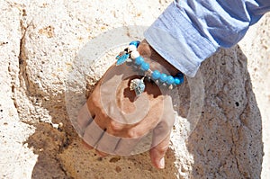 blue bead bracelets