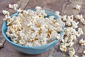 Blue bowl with popcorn.