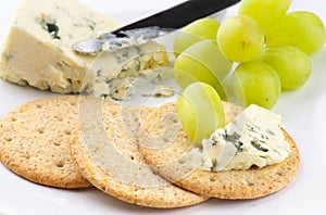 Blue Cheese biscuits and grapes