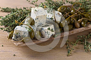 Blu formaggio  capperi un da timo 