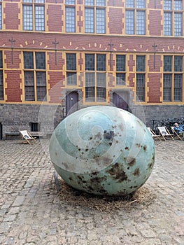 blue giant egg of dinosaure art in Lille exhibition