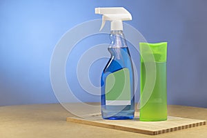 Blue Glass Cleaner Spray Spraying Dispersion Pulverizer