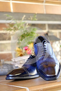 Blue goodyear welted leather mens wedding shos with a leather sole