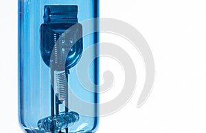 Blue halogen car headlight bulb