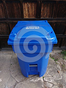 Blue Heavy Duty Recycling Garbage Can