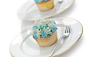 Blue hortensia cupcakes