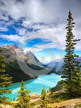Blue Moraine Lake, Canadian Rockies, Banff National Park, Alberta, Canada