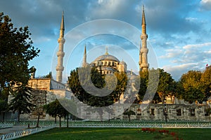 Blue mosque at sunrise, Istanbul, Turkey