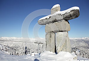 Inunnguaq sculpture photo