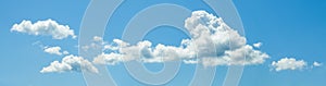 Blue sky background with white clouds. horizont panorama