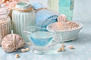 Blue spa set: liquid soap, sea salts and towels