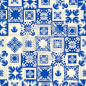 The blue and white seamless pattern. Geometric designs. Ceramic tile background