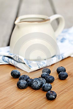 Blueberries with Creamer