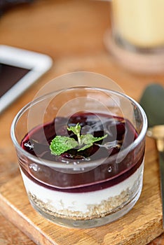 Blueberry Cheese Cake in the glass bowl.