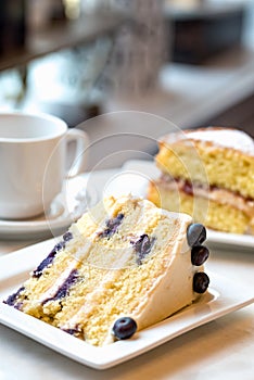 Blueberry and lemon cake with tea
