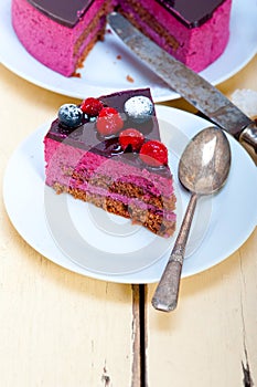 Blueberry and raspberry cake mousse dessert