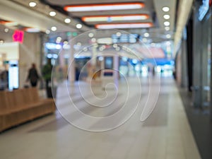 Blurred view of the shopping center .