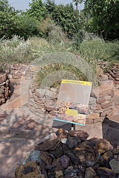 Board explaining the colors of the minerals of desert, at Rao Jodha Desert Rock Park