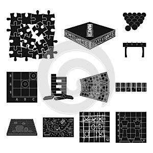 Board game black icons in set collection for design. Game and entertainment vector symbol stock web illustration.