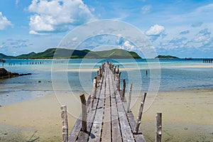 Boardwalk to the sea