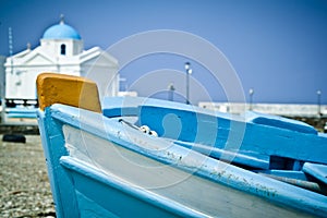 Un barco sobre el Playa 