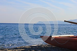 Boat in front of the sea