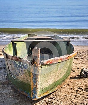 boat in front of the sea photo