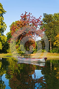 Boat in lake at the Vincennes Forest