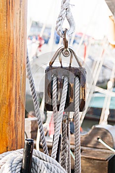 Boat pulley