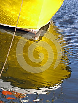 Un barco reflexión 