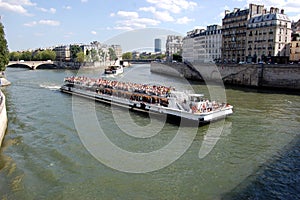 Boat tour, Paris