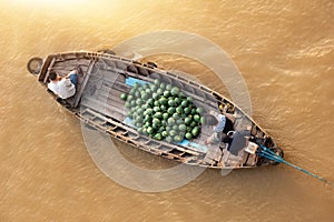 Boat on traditional img