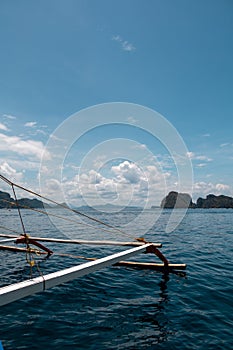 Boat trip to cliffs in El Nido, Palawan