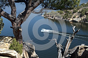 Boating at Alcova Reservior