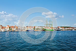 Boats in the harbor of TravemÃÂ¼nde on a sunny day photo