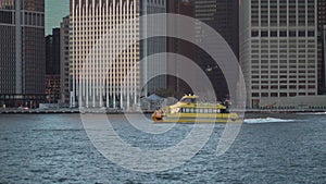 Boats on the Hudson River, Manhattan shore