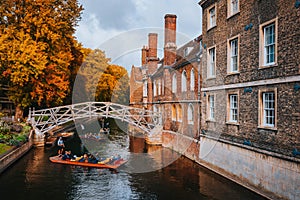 Boats under wooden mathematical bridge, Cambridge, UK