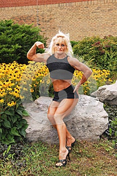 Bodybuilding woman on location.